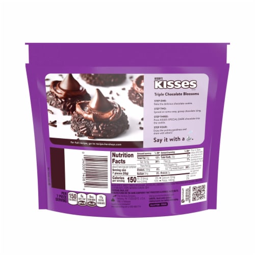 HERSHEY'S KISSES SPECIAL DARK Mildly Sweet Chocolate Candy Share Pack Perspective: left