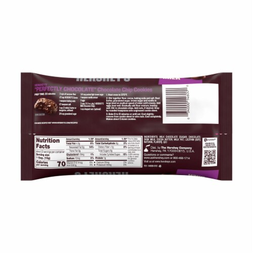 HERSHEY'S Milk Chocolate Baking Chips Bag Perspective: left