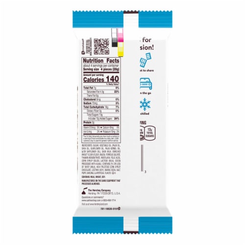 HERSHEY'S Cookies 'n' Creme XL Candy Bar Perspective: left