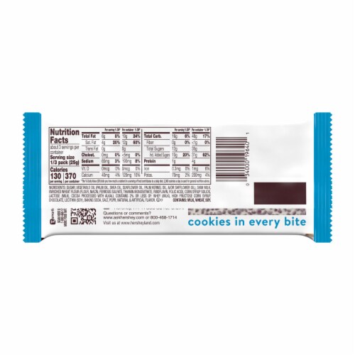 HERSHEY'S Cookies 'n' Creme King Size Candy Bar Perspective: left
