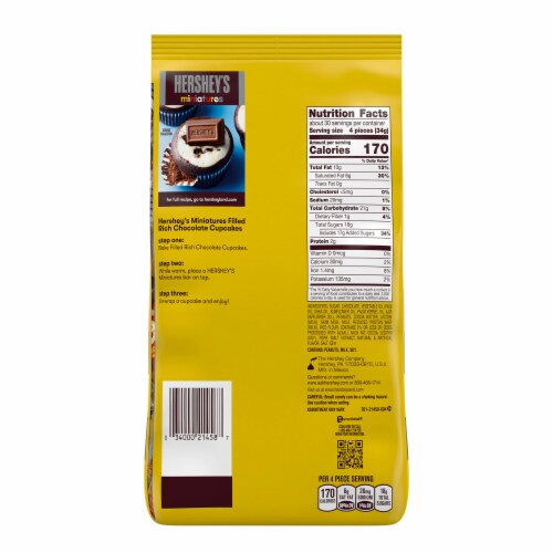 HERSHEY'S Miniatures Assorted Chocolate Christmas Candy Party Pack Perspective: left