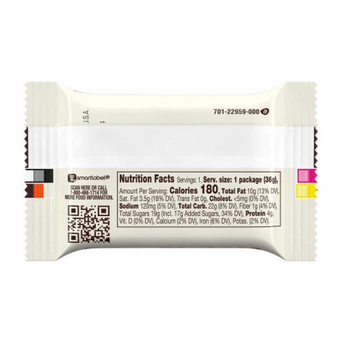 REESE'S Big Cup Sugar Cookie Milk Chocolate Peanut Butter Cups Christmas Candy Pack Perspective: left