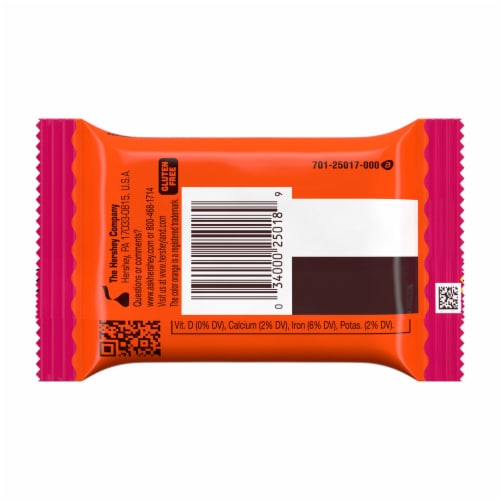 REESE'S Big Cup PB&J Strawberry Milk Chocolate Peanut Butter Cup Candy Pack Perspective: left
