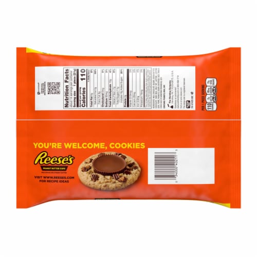 REESE'S Milk Chocolate Snack Size Peanut Butter Cups Candy Bag Perspective: left