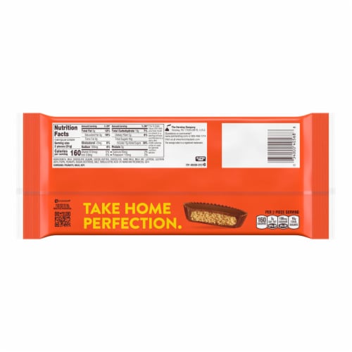 REESE'S Milk Chocolate Peanut Butter Snack Size Cups Candy Packs Perspective: left