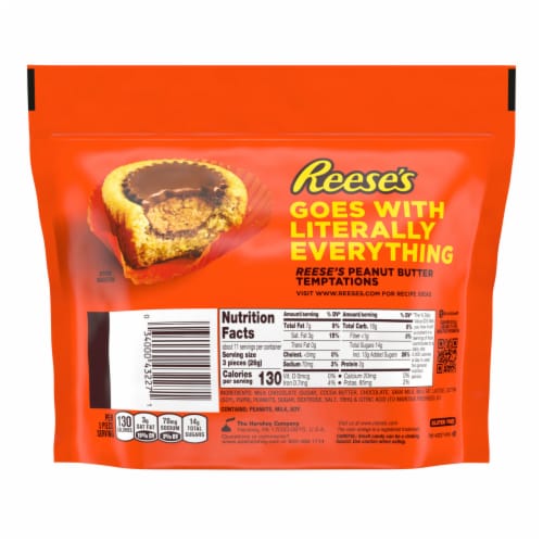 REESE'S Miniatures Milk Chocolate Peanut Butter Cups Candy Share Pack Perspective: left