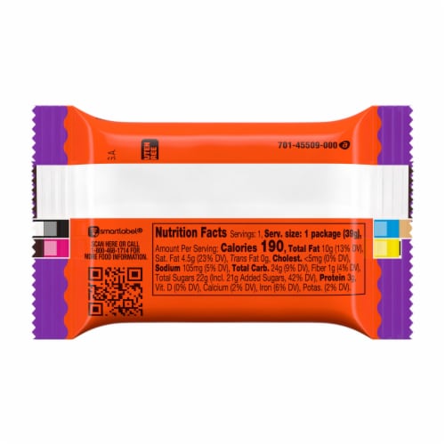 REESE'S Big Cup PB&J Grape Milk Chocolate Peanut Butter Cup Candy Pack Perspective: left