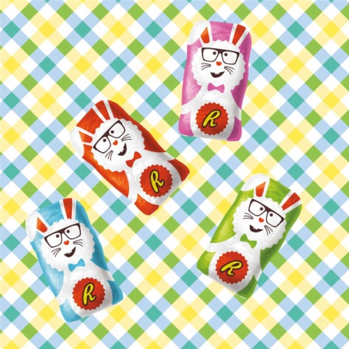 REESE'S Every Bunny'S Favorite Milk Chocolate Peanut Butter Creme Easter Bunny Candy Perspective: left