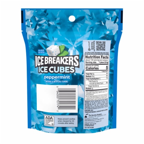 ICE BREAKERS Ice Cubes Peppermint Sugar Free Chewing Gum Pouch Perspective: left