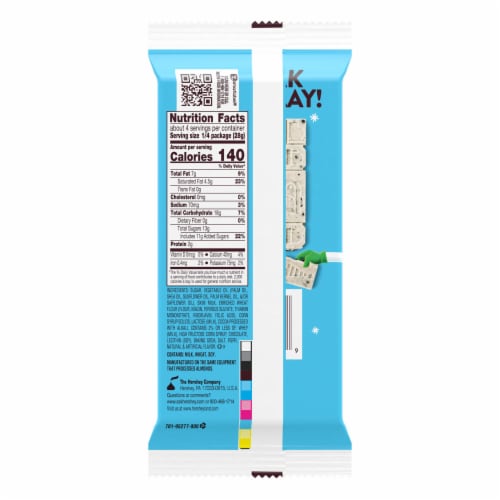 HERSHEY'S Cookies 'n' Creme Build-A-Snowman Christmas Candy Bar Perspective: left
