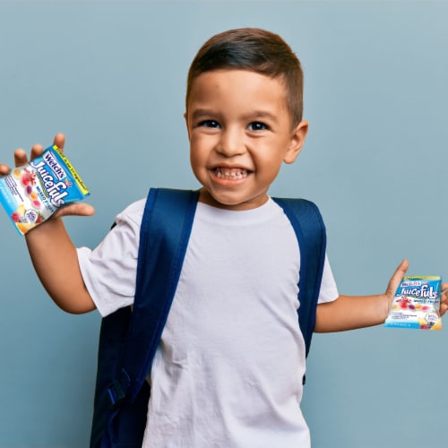 Welch's Juicefuls® Mixed Fruit Juicy Fruit Snacks Perspective: left