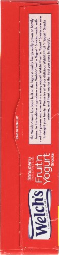 Welch's Strawberry Fruit 'n Yogurt Snacks 8 Count Perspective: left