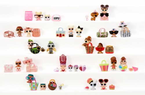 L.O.L. Surprise! Color Change Me & My Pet Dolls Perspective: left
