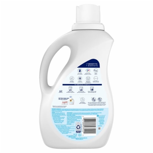 Downy Free & Gentle Liquid Fabric Conditioner Fabric Softener Perspective: left