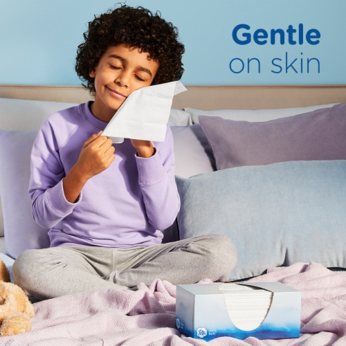 Puffs Ultra Soft Family Non-Lotion Facial Tissues Perspective: left