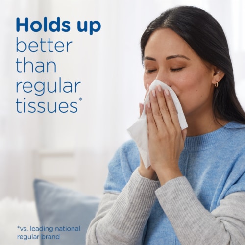 Puffs Plus Lotion Cube with the Scent of Vick's Facial Tissues Perspective: left