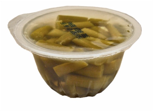 Libby's® Cut Green Beans Cups Perspective: left