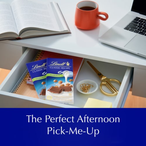 Lindt CLASSIC RECIPE Hazelnut Milk Chocolate S'mores Candy Bar Perspective: left