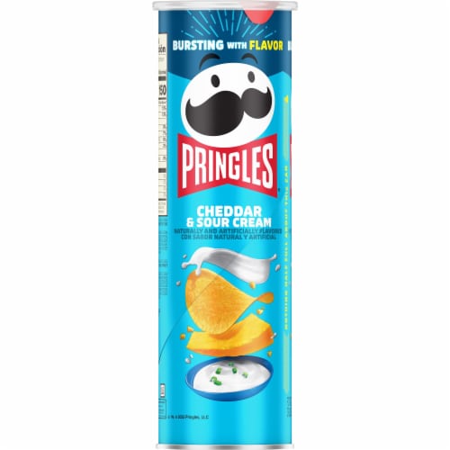 Pringles® Cheddar and Sour Cream Potato Crisps Chips Perspective: left