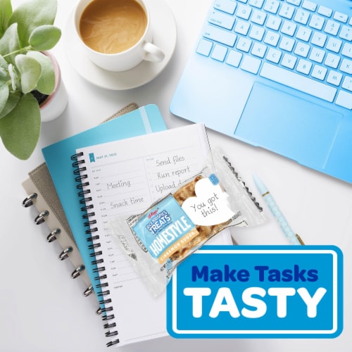 Kellogg's Rice Krispies Treats Homestyle Cinnamon Sugar Marshmallow Snack Bars Perspective: left