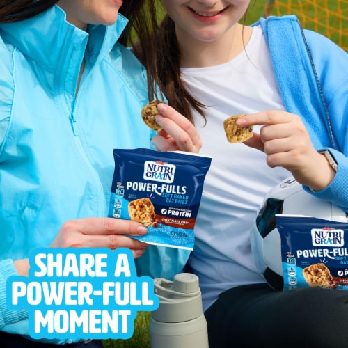 Kellogg's Nutri-Grain Power-Fulls Chocolate Chip Oat Bites Perspective: left