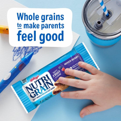 Nutri-Grain Mixed Berry Soft Baked Breakfast Bars Perspective: left