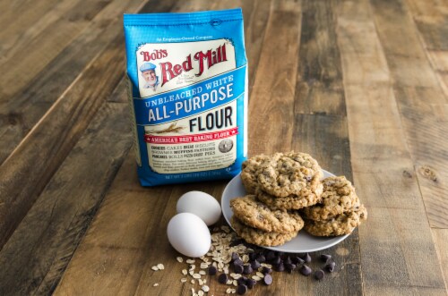 Bob's Red Mill All-Purpose White Unbleached Flour Perspective: left