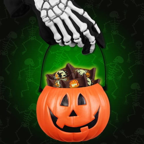 Snickers Chocolate Bars Glow In The Dark Fun Size Halloween Candy Trick or Treat Packs Perspective: left