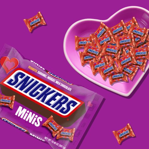 Snickers Minis Chocolate Valentines Day Candy Bars Perspective: left
