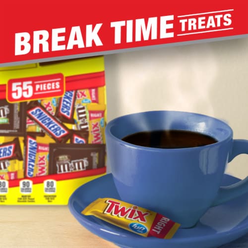 M&M'S & Snickers & Twix Fun Size Variety Pack Chocolate Candy Bars Assortment Bag Perspective: left