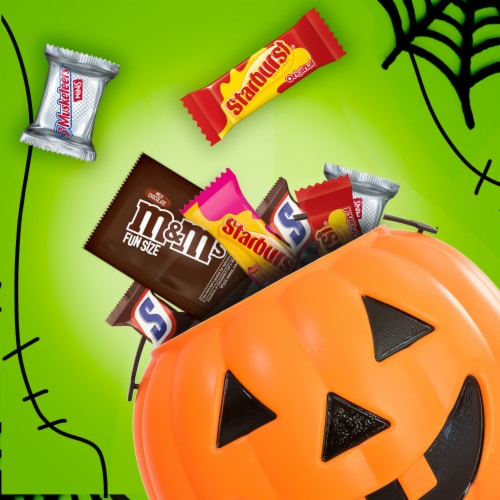 M&M'S Snickers Starburst & 3 Musketeers Assorted Bulk Halloween Candy Variety Pack Perspective: left