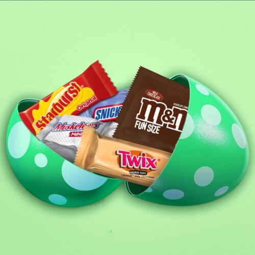 M&M's Snickers Twix 3 Musketeers & Starburst Assorted Easter Basket Candy Bag Perspective: left