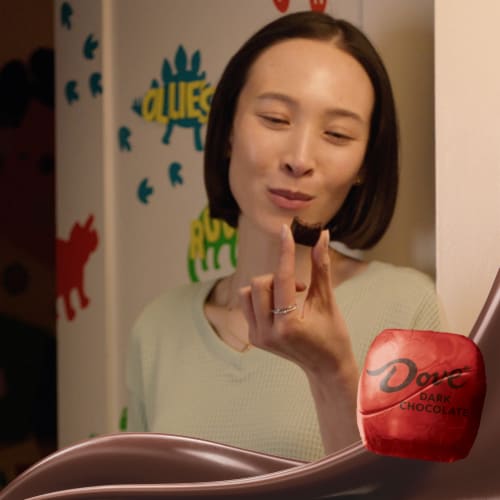 Dove Promises Dark Chocolate Candy Bag Perspective: left