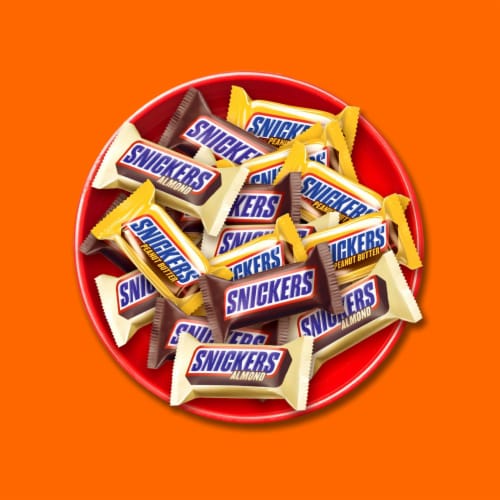 Snickers Almond Snickers & Snickers Crunchy Peanut Butter Chocolate Halloween Candy Bag Perspective: left