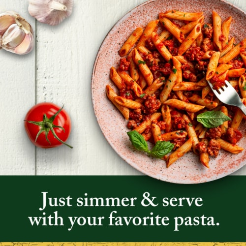 Classico Roasted Garlic Spaghetti Pasta Sauce Perspective: left