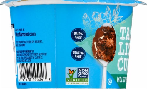 Blue Diamond Tasty Little Cups Molten Chocolate Chunk Cake Perspective: left