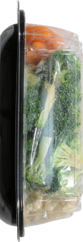QFC Weekender Veggie Tray Perspective: left