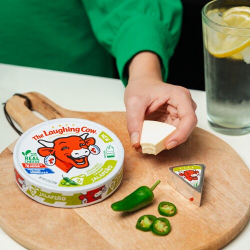 The Laughing Cow Creamy Jalapeño Spreadable Cheese Wedges Perspective: left