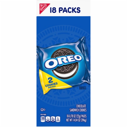 Oreo Chocolate Sandwich Cookies Perspective: left