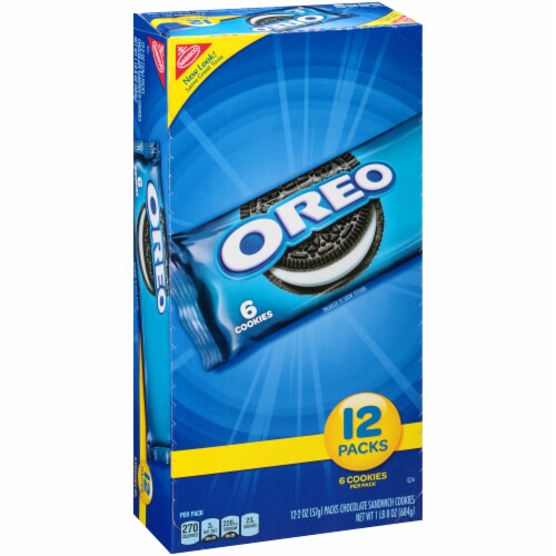 Oreo Chocolate Sandwich Cookies Perspective: left
