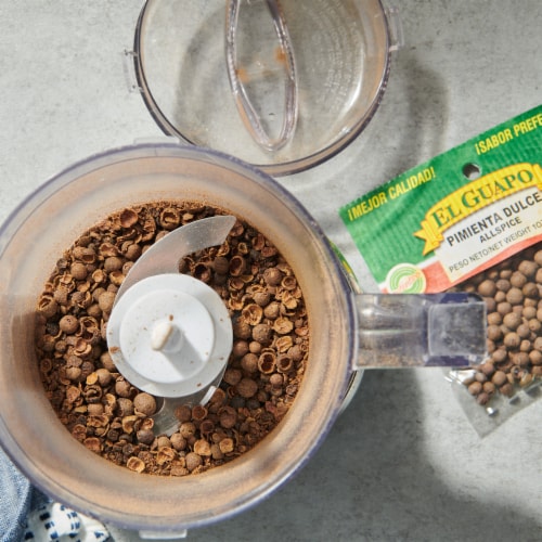 El Guapo Whole Allspice Perspective: left
