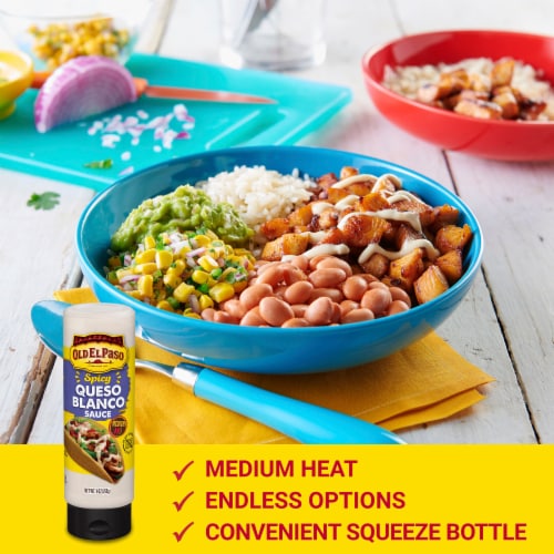Old El Paso Spicy Queso Blanco Squeeze Sauce Perspective: left