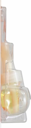 Glade PlugIns Toasty Pumpkin Spice Scented Oil Refills Perspective: left