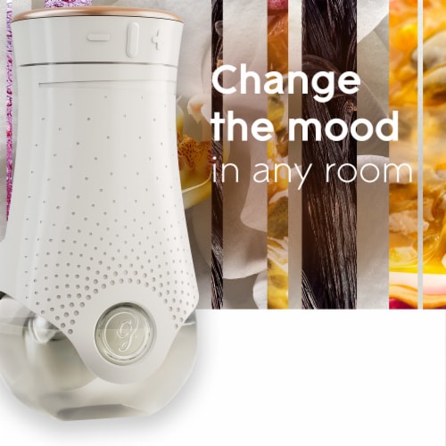 Glade® PlugIns® Vanilla Passion Fruit Scented Oil Refills Perspective: left