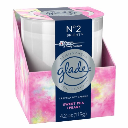 Glade Candle No. 2 Sweet Pea & Pear Perspective: left