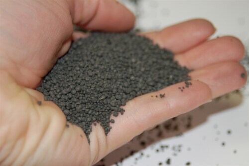 Milorganite® Slow-Release Nitrogen Lawn Fertilizer Perspective: left