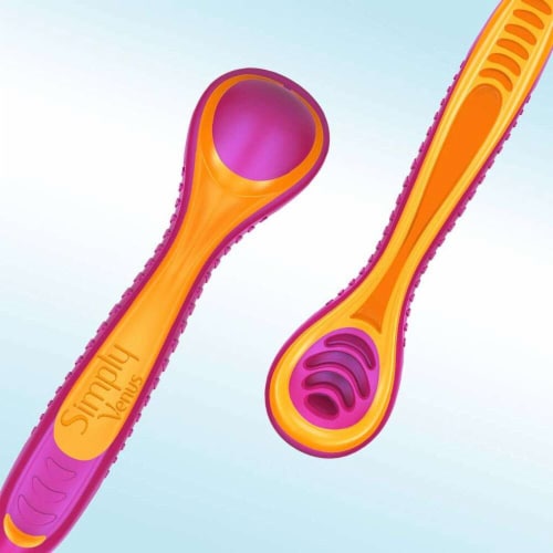 Gillette Simply Venus Refillable Disposable Razor Handle and Disposable Razor Refills Perspective: left