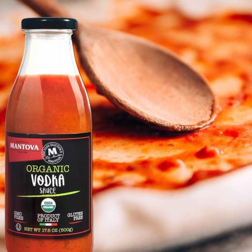 Mantova Organic Vodka Sauce Perspective: left