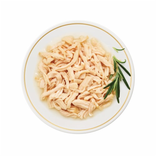 Purina Fancy Feast Appetizers Wet Cat Complement White Meat Chicken Appetizer in a Savory Tuna Broth Perspective: left
