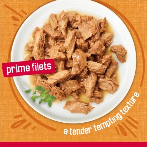 Purina Friskies Prime Filets Wet Cat Food in Gravy Chicken Perspective: left
